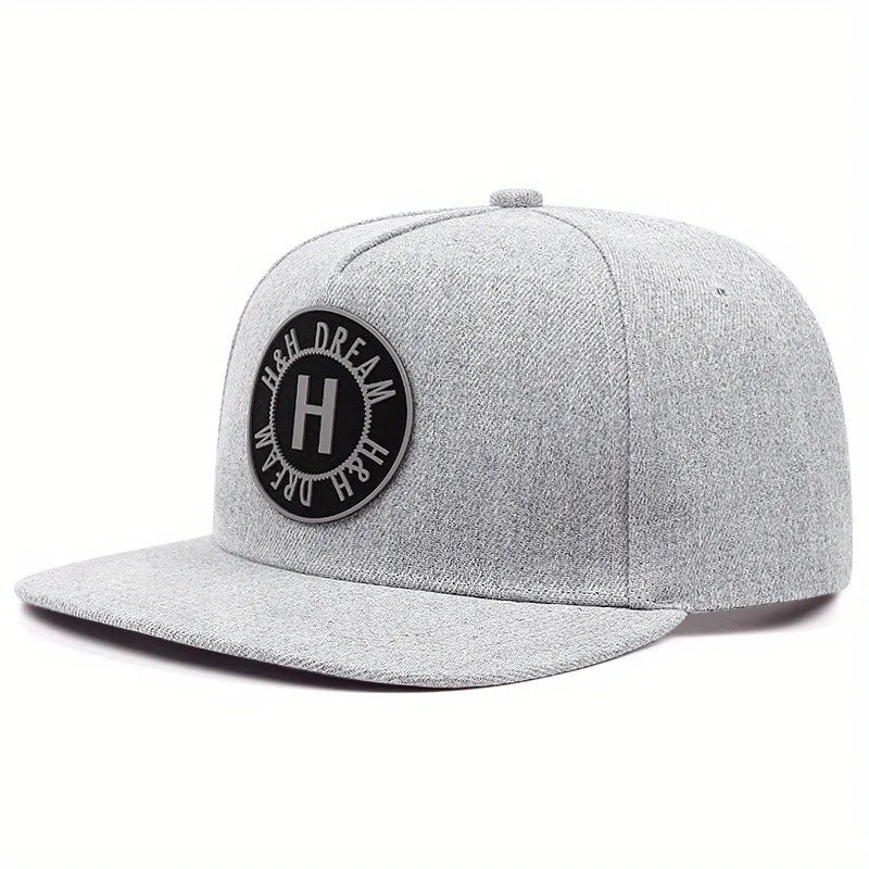 Fashionable flat brimmed hats, casual, street style, embroidered hip hop hats with round logo letter H, baseball caps